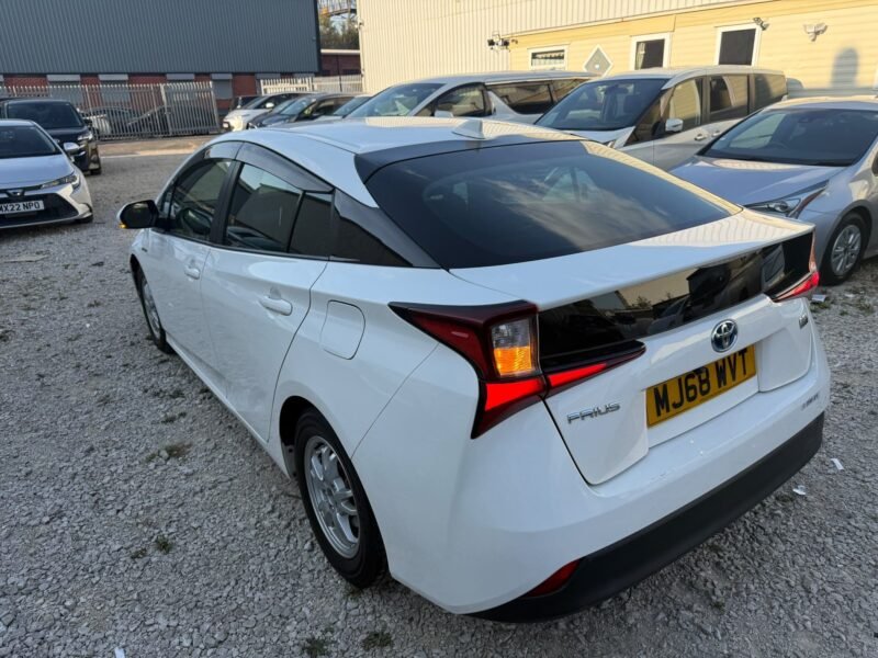 2019 Toyota Prius Hybrid 1.8 Automatic – Used Hybrid Car in Manchester, United Kingdom