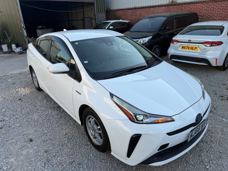 2019 Toyota Prius Hybrid 1.8 Automatic – Used Hybrid Car in Manchester, United Kingdom