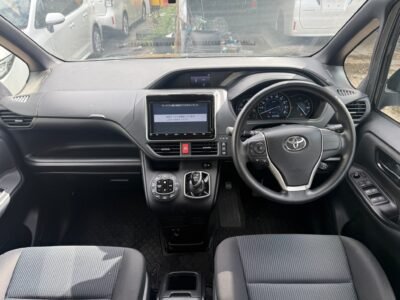 Used 2019 Toyota Noah 1.8 Hybrid – Automatic for Sale in Manchester, UK