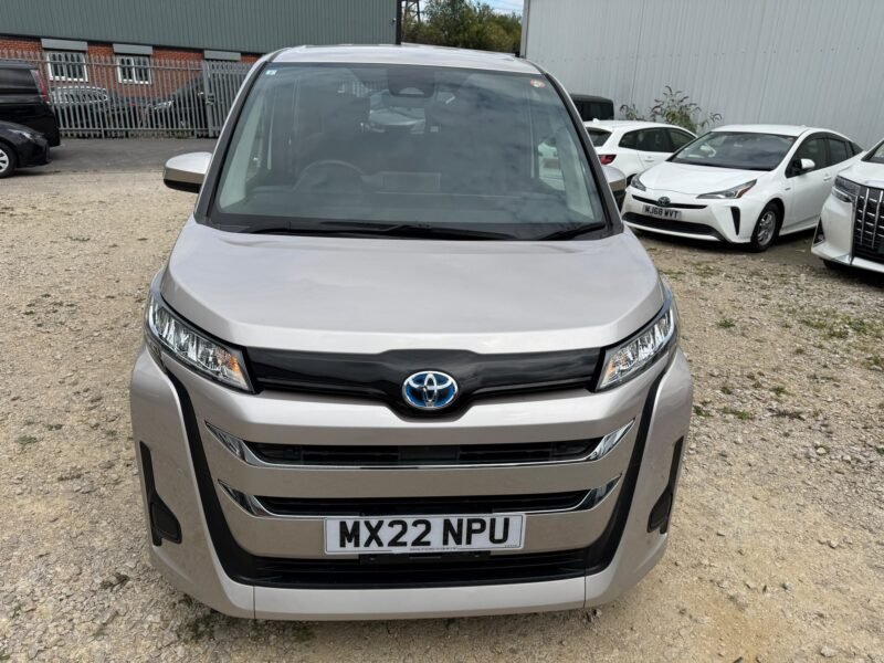2022 Toyota Noah 1.8 Hybrid for Sale in Manchester, UK – ULEZ Free & Euro 6