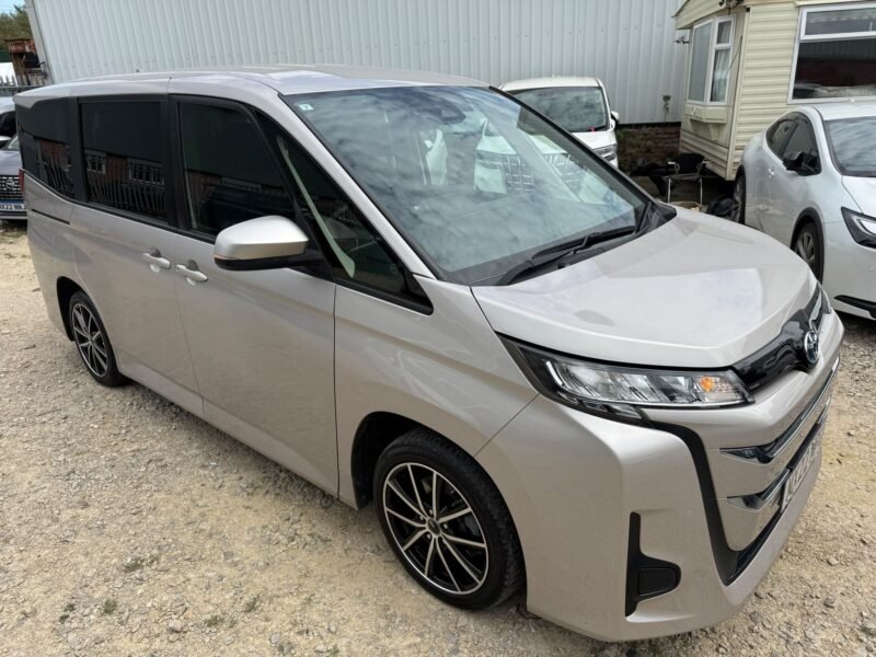 2022 Toyota Noah 1.8 Hybrid for Sale in Manchester, UK – ULEZ Free & Euro 6