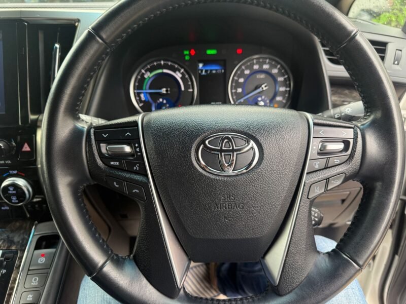 2022 Toyota Alphard 2.5 Hybrid Automatic – High Spec in Manchester UK