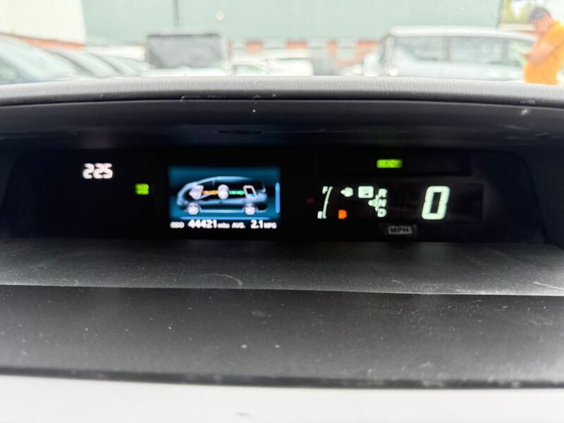 2019 Toyota Prius Alpha 1.8 Hybrid – Used Hybrid Car in Manchester UK