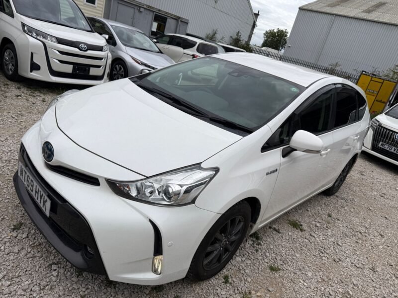 2019 Toyota Prius Alpha 1.8 Hybrid – Used Hybrid Car in Manchester UK