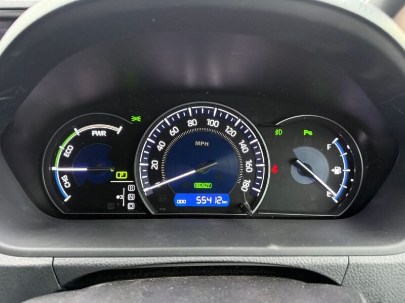 2021 Toyota Esquire 1.8 Hybrid Facelift – Used Hybrid MPV in Manchester UK