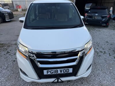2018 Toyota Esquire 1.8 Hybrid – Used Hybrid Car in Manchester UK