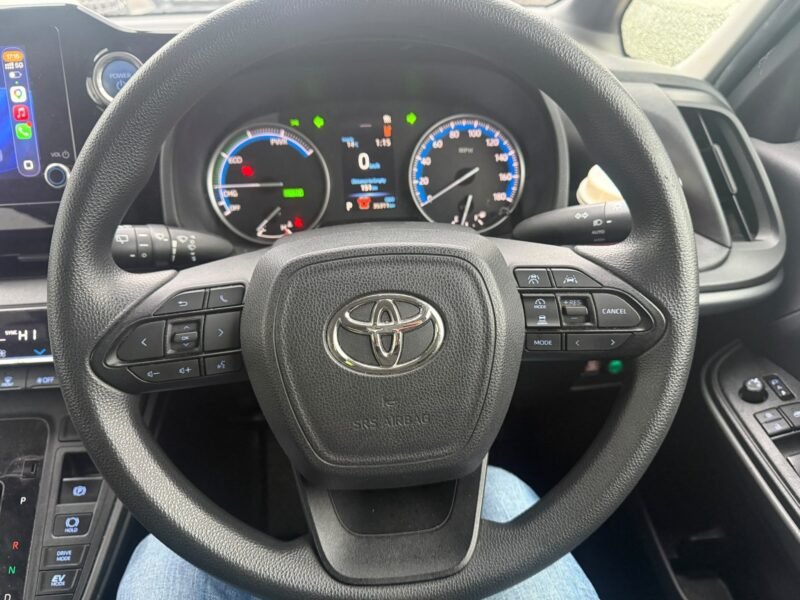 2022 Toyota Noah 1.8 Hybrid – ULEZ Free 7 Seater Family MPV UK
