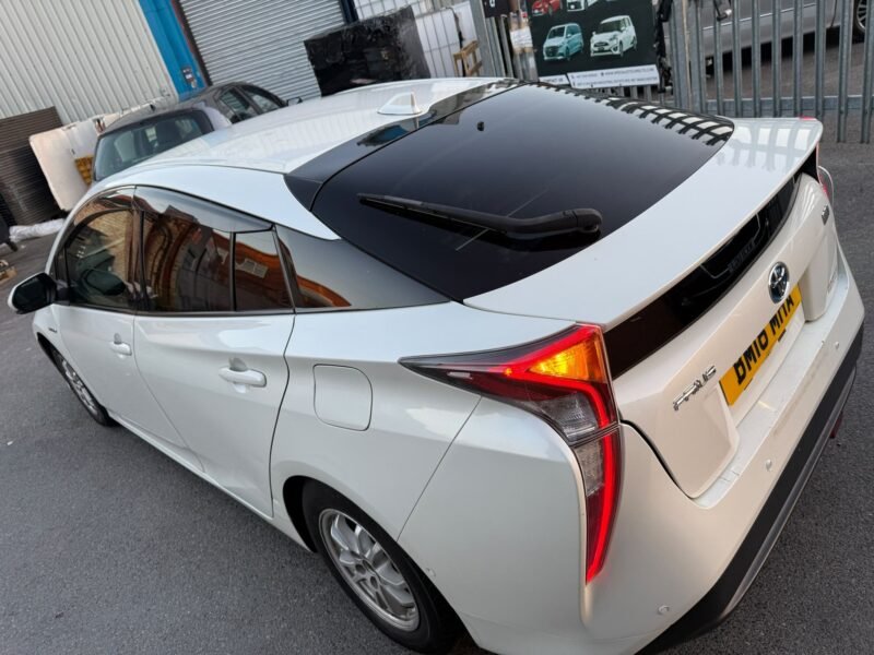 2018 Toyota Prius Hybrid 1.8 – Automatic – ULEZ Compliant in Manchester UK