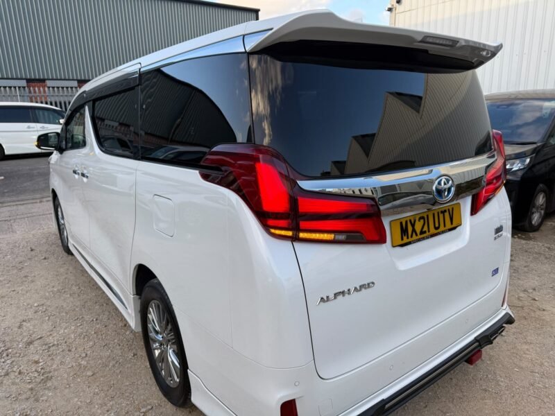 2021 Toyota Alphard Hybrid 2.5 MPV – High Spec Automatic UK