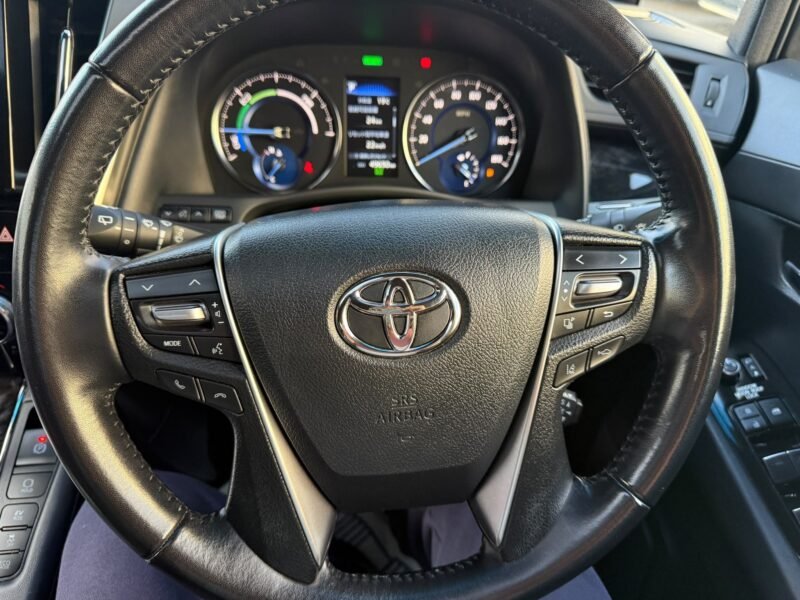 2021 Toyota Alphard Hybrid 2.5 MPV – High Spec Automatic UK