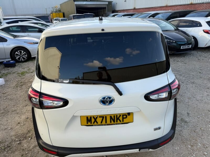 2021 Toyota Sienta Hybrid 1.5 MPV Automatic – Manchester UK