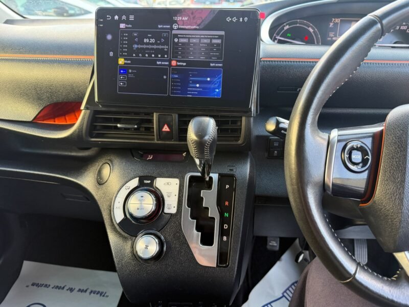 2021 Toyota Sienta Hybrid 1.5 MPV Automatic – Manchester UK