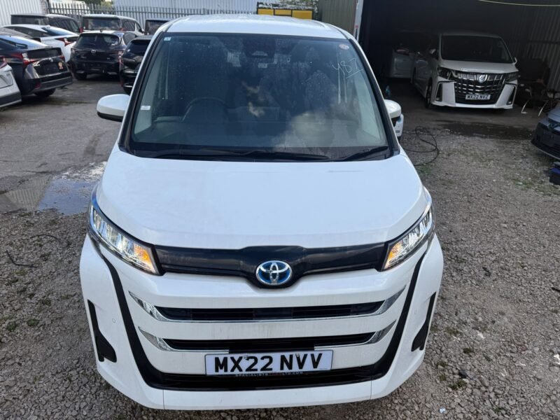 2022 Toyota Noah 1.8 Hybrid – Used Hybrid MPV in Manchester UK