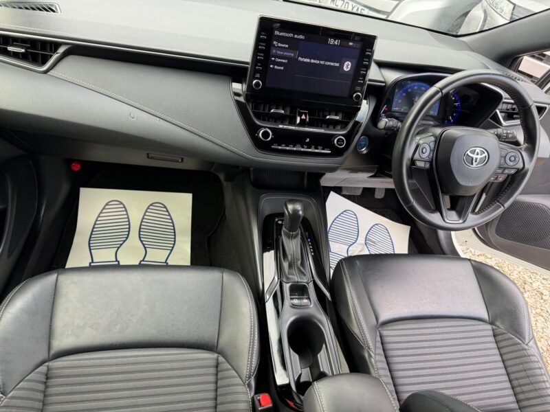 2021 Toyota Corolla Touring Hybrid 1.8 – Used Hybrid Car in Manchester UK