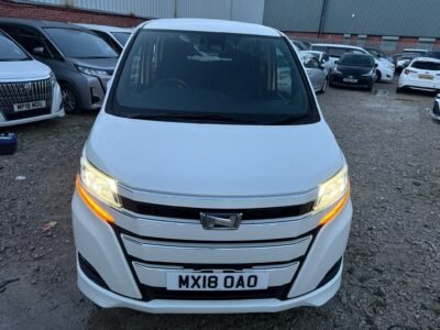 2018 Toyota Noah Hybrid 1.8 Automatic for Sale in Manchester, UK – ULEZ Compliant, Euro 6