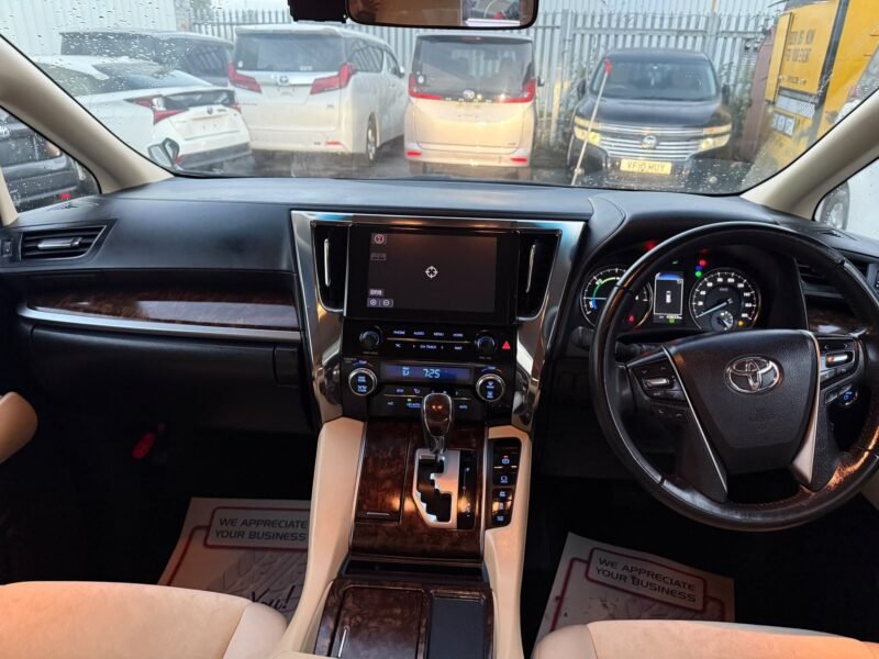 2021 Toyota Alphard Hybrid 2.5 Automatic for Sale in Manchester, UK