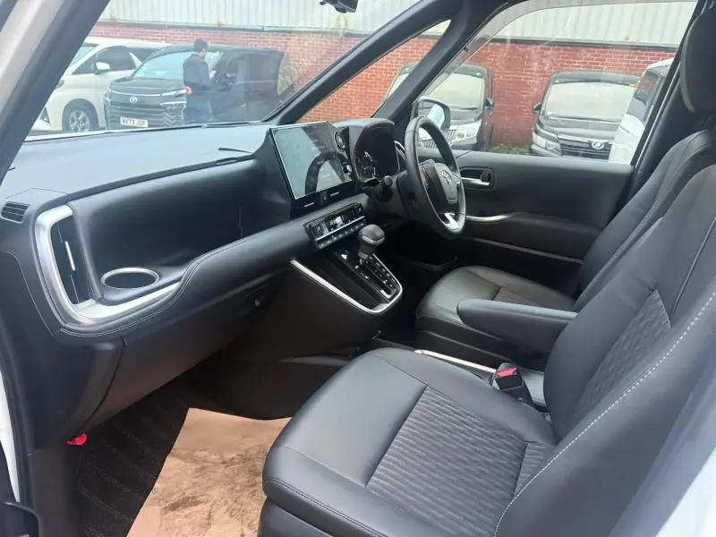 2023 Toyota Noah 1.8 Hybrid Automatic for Sale in Manchester UK