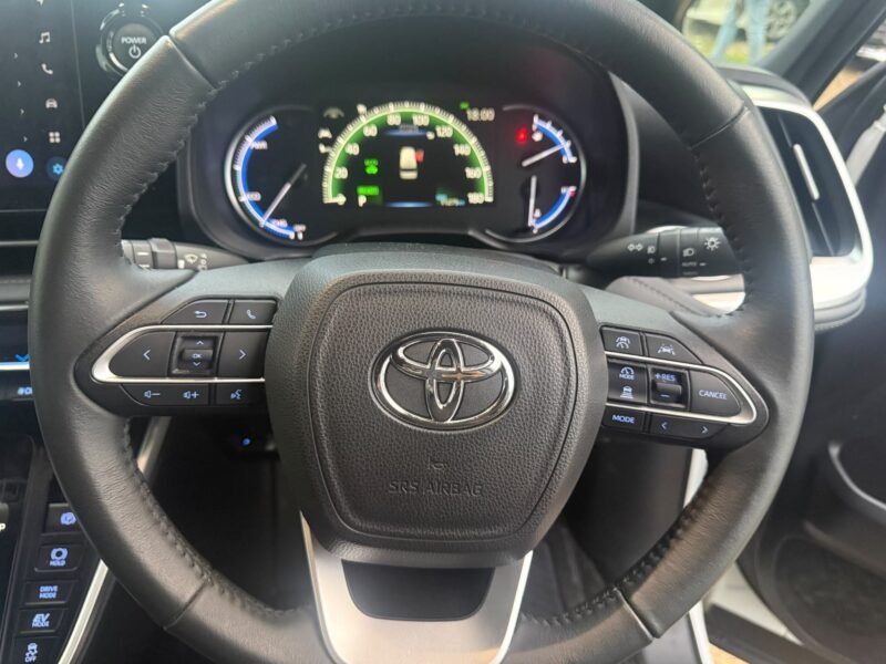 Buy 2023 Toyota Noah 1.8 Hybrid MPV in Manchester UK