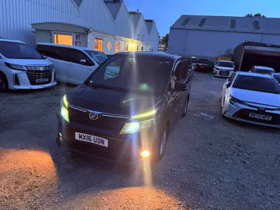 2016 Toyota Voxy 1.8 Hybrid Automatic for Sale in Manchester UK – ULEZ Compliant