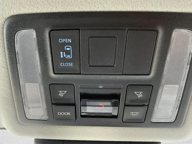 2022 Toyota Noah 1.8 Hybrid 7 Seater Automatic for Sale in Manchester, UK