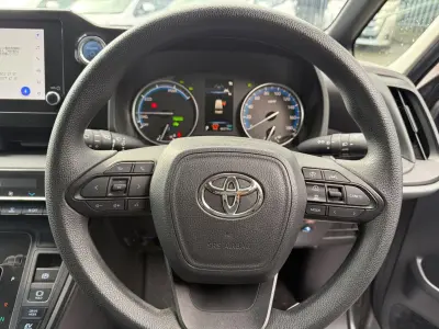 2022 Toyota Noah 1.8 Hybrid 7 Seater Automatic for Sale in Manchester, UK