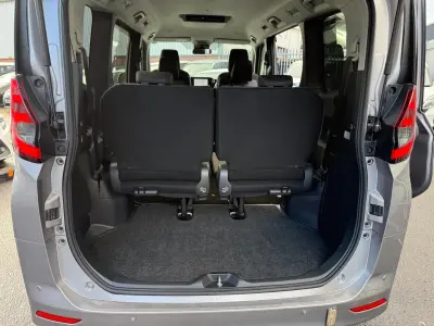 2022 Toyota Noah 1.8 Hybrid 7 Seater Automatic for Sale in Manchester, UK