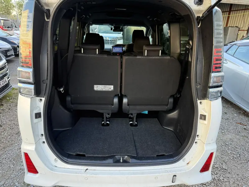 2020 Toyota Voxy Hybrid 7 Seater Automatic for Sale in Manchester, UK