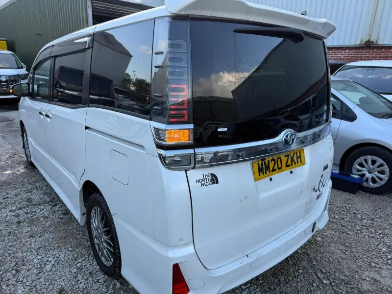 2020 Toyota Voxy Hybrid 7 Seater Automatic for Sale in Manchester, UK