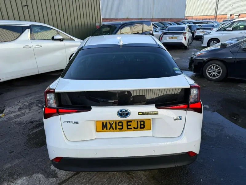 2019 Toyota Prius 1.8 Hybrid Automatic for Sale in Manchester, UK