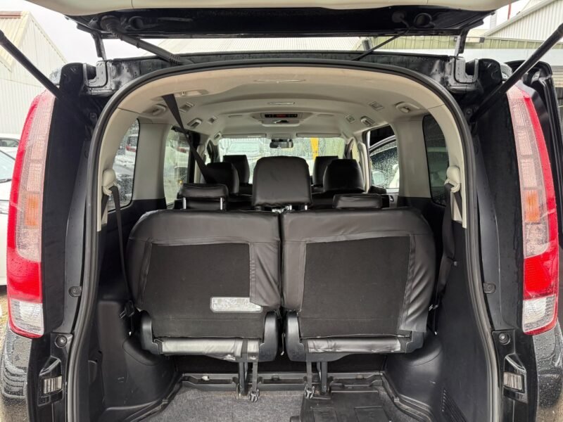 2015 Toyota Noah 1.8 Hybrid Automatic for Sale in Manchester, UK – Full Leather Seats