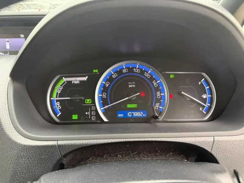 2015 Toyota Noah 1.8 Hybrid Automatic – Leather Seats in Manchester UK
