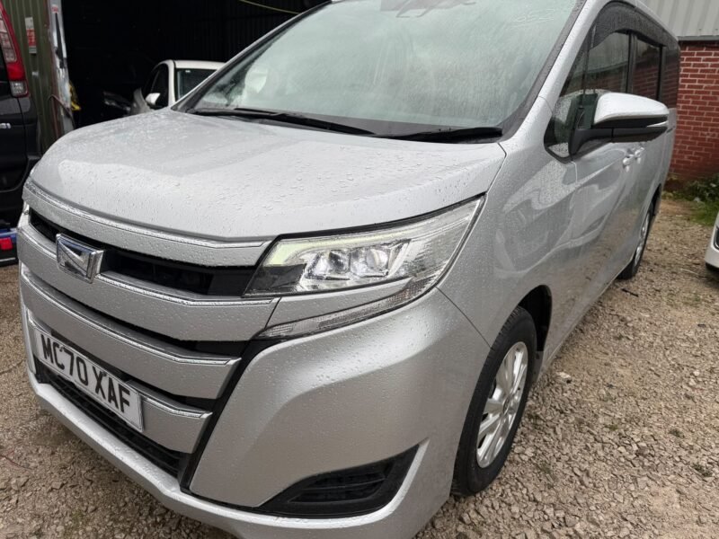 2020 Toyota Noah 1.8 Hybrid Automatic for Sale in Manchester, UK – ULEZ Compliant