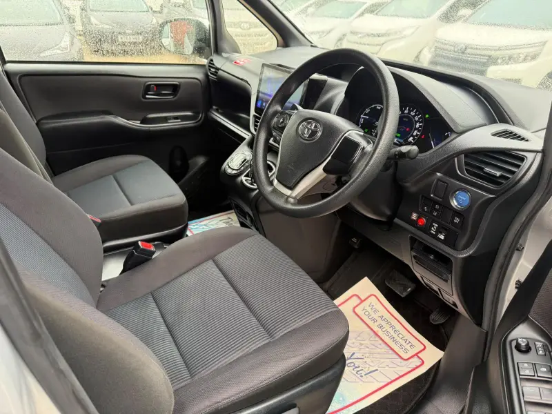 2020 Toyota Noah 1.8 Hybrid Automatic for sale in Manchester UK