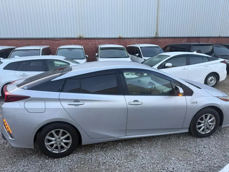 2019 Toyota Prius 1.8 Plug-in Hybrid for Sale in UK