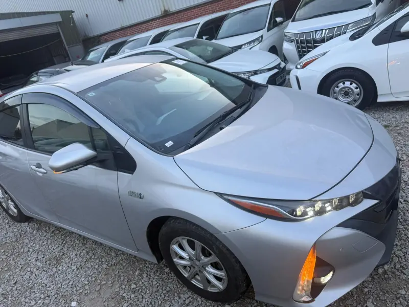 2019 Toyota Prius 1.8 Plug-in Hybrid for Sale in UK